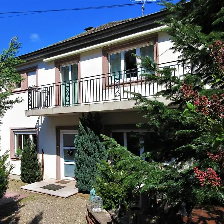 Alojamento de Acomodação e Pequeno-almoço La Maison De Lili