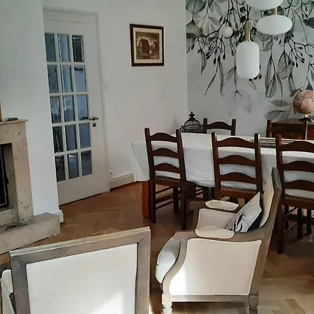 Alojamento de Acomodação e Pequeno-almoço La Maison De Lili